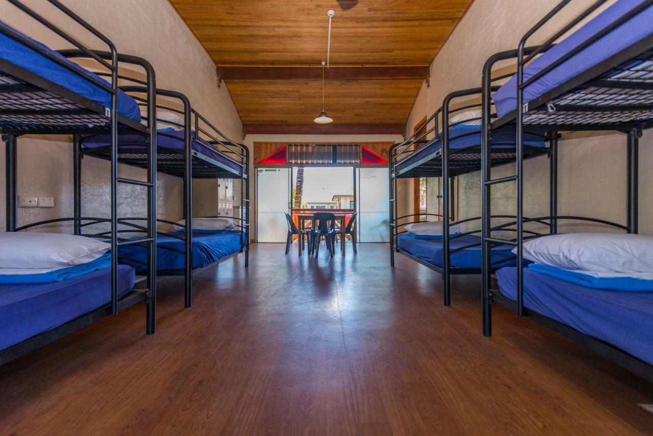 Aquarius Backpackers Resort Byron Bay Exterior photo